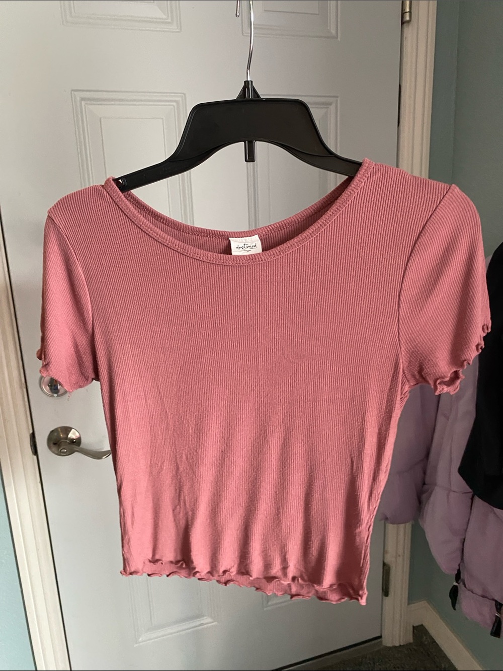 Ribbed Dusty Pink Lettuce-Edge Crop Top